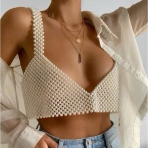 NWT Showpo. PEGGY TOP